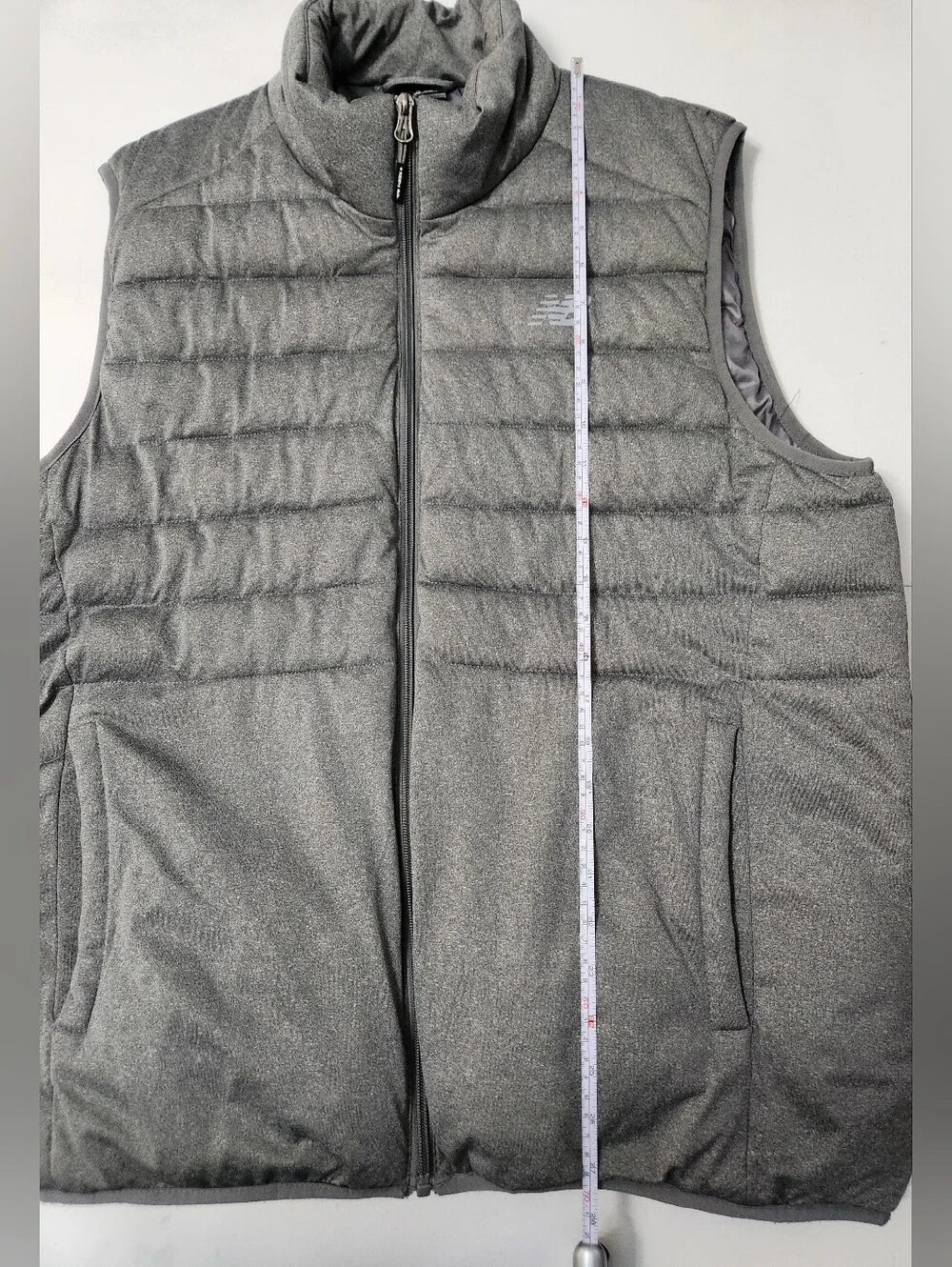 NEW BALANCE PUFFER VEST MEN'S FULL ZIP POCKETS COLOR GRAY SIZE LARGE